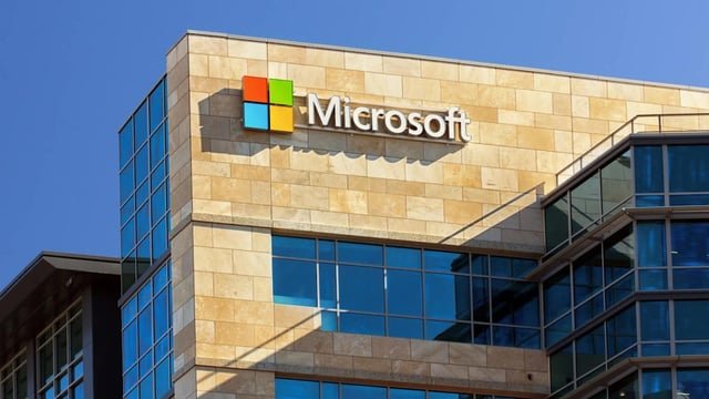 Microsoft revela que la inteligencia artificial puede ser más costosa que contratar empleados