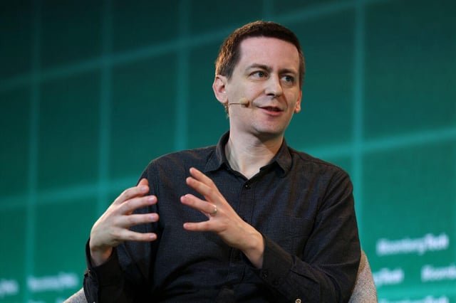 John Jumper, ganador del Nobel, dejará Google DeepMind por Anthropic