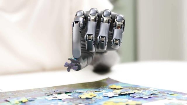 Mientras Neuralink de Musk perfora cráneos, la china BrainCo apuesta por la tecnología cerebral vestible